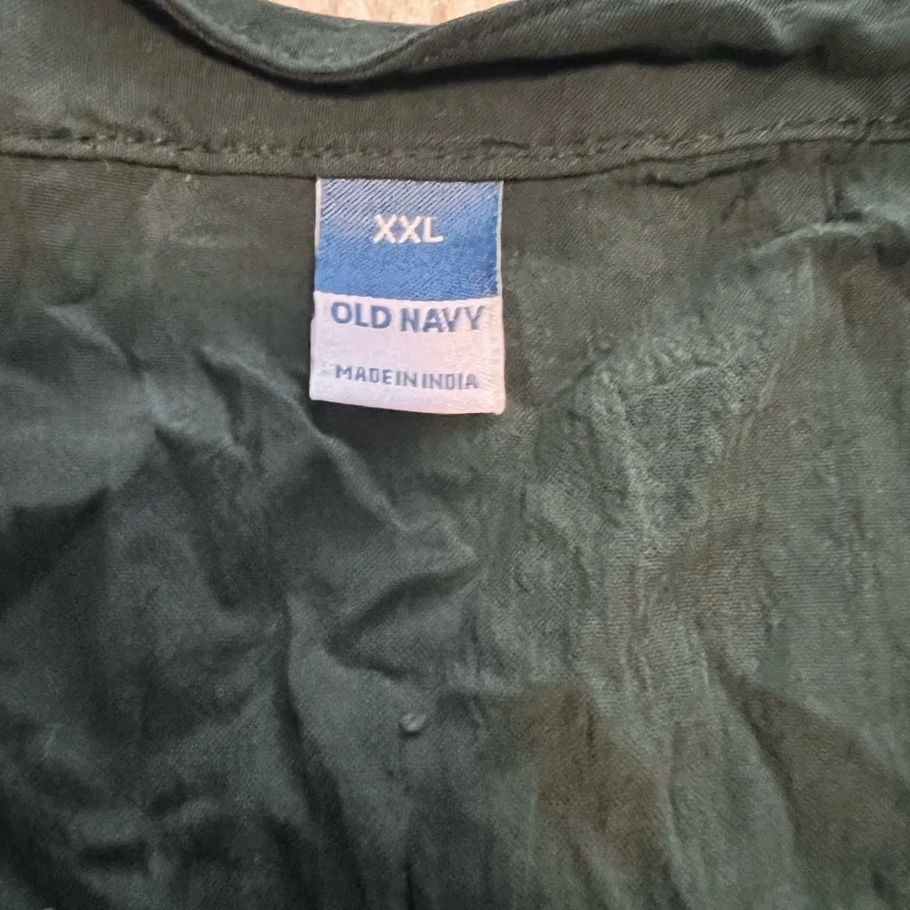 Old Navy Deep Green Women's Blouse - Picture 3 of 6